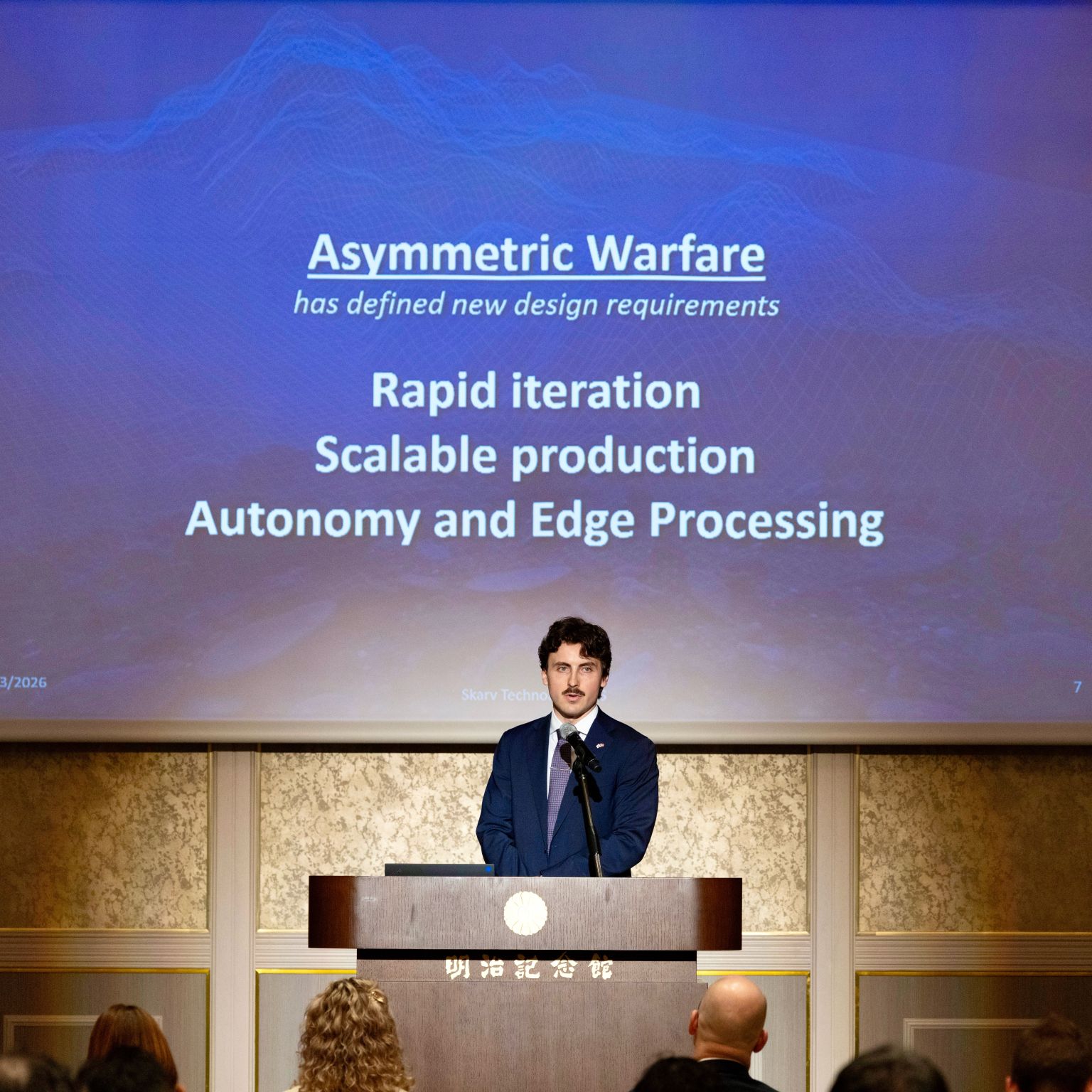 Simen Flåtter Flo presenting for Skarv Technologies